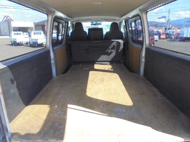 TOYOTA HIACE VAN 2WD 2014 Image 31