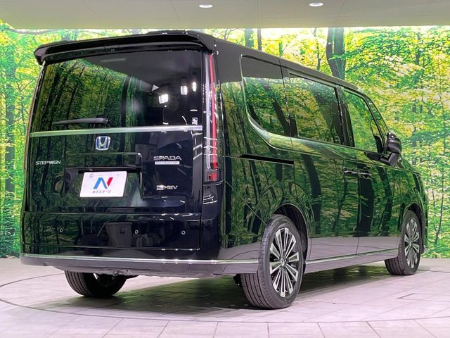 HONDA STEPWAGON E:HEV SPAD 2024 Image 31