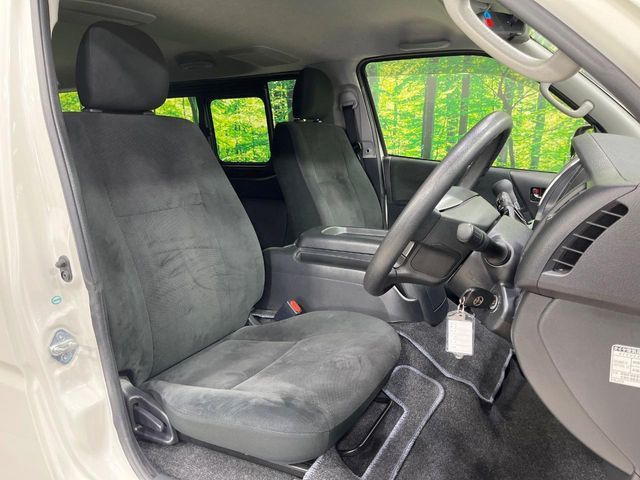 TOYOTA REGIUSACE VAN 1.25T 2018 Image 31