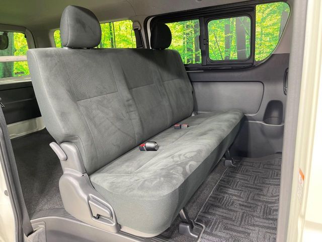 TOYOTA REGIUSACE VAN 1.25T 2018 Image 31