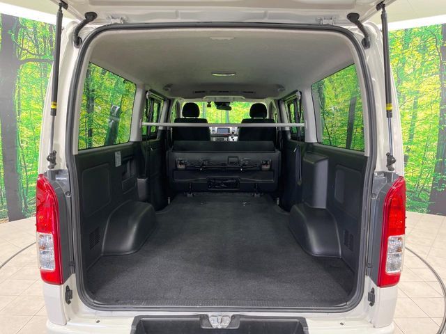 TOYOTA REGIUSACE VAN 1.25T 2018 Image 31