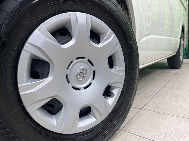 TOYOTA REGIUSACE VAN 1.25T 2018 Image 31