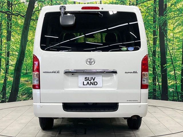 TOYOTA REGIUSACE VAN 1.25T 2018 Image 31