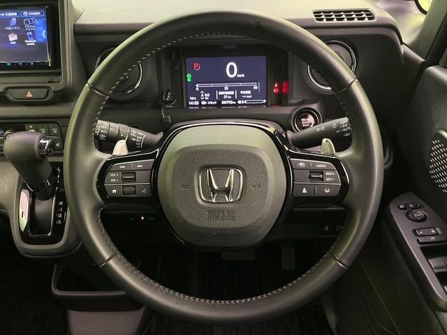 HONDA N BOX CUSTOM 2024 Image 31