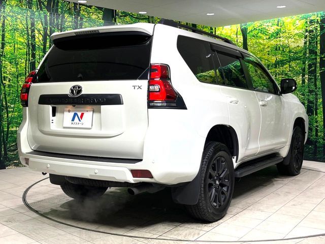 TOYOTA LANDCRUISER PRADO 2022 Image 31