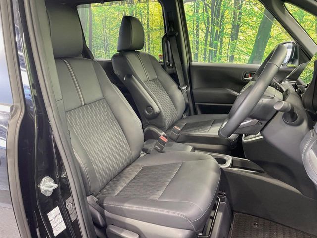 TOYOTA NOAH HYBRID 2023 Image 31