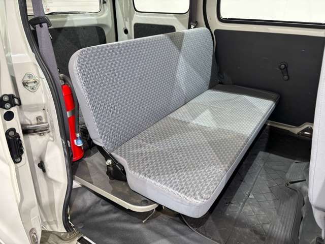 DAIHATSU HIJET CARGO 4WD 2012 Image 31