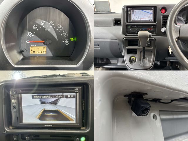 DAIHATSU HIJET CARGO 4WD 2012 Image 31