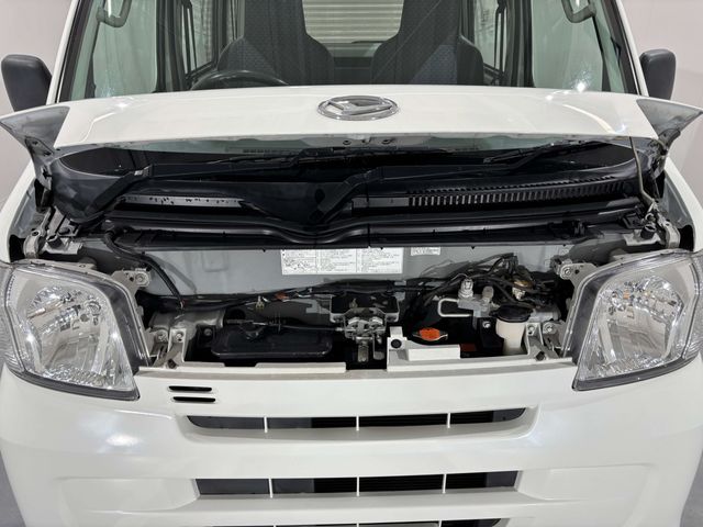 DAIHATSU HIJET CARGO 4WD 2012 Image 31