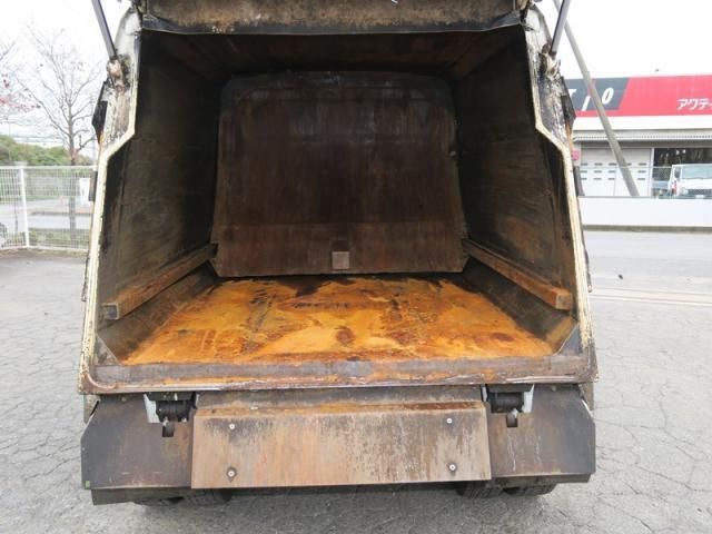 HINO DUTRO 2017 Image 31