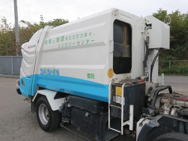 HINO DUTRO 2017 Image 31