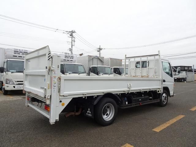 MITSUBISHI CANTER 2017 Image 31