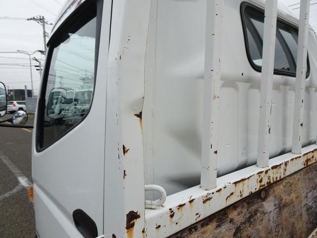 MITSUBISHI CANTER 2017 Image 31