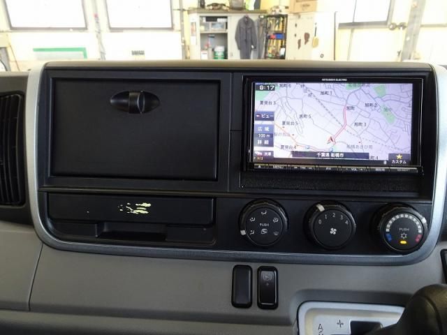 MITSUBISHI CANTER 2017 Image 31