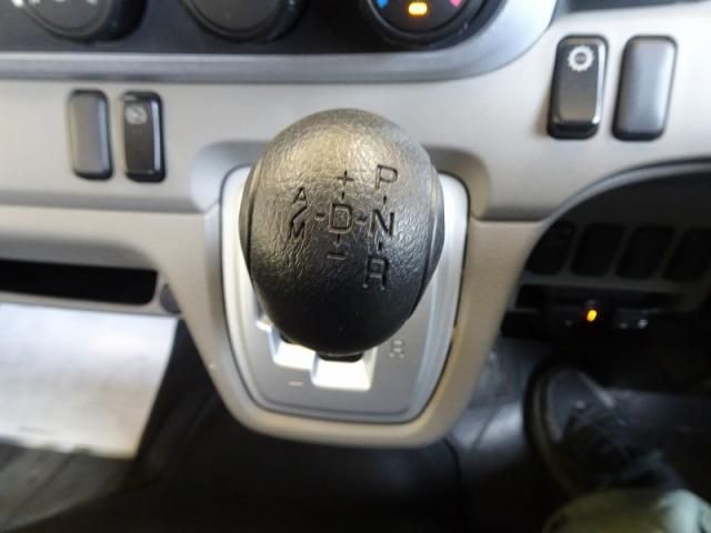 MITSUBISHI CANTER 2017 Image 31