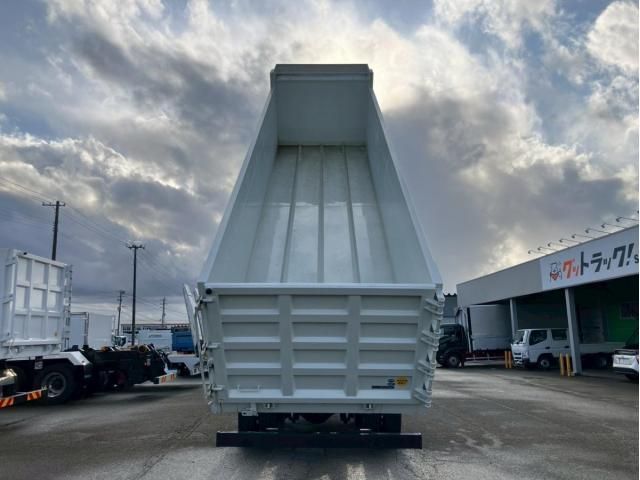 MITSUBISHI FUSOU SUPER GREAT 2025 Image 31