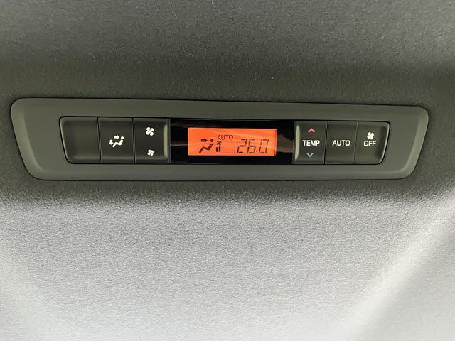 TOYOTA VOXY 2020 Image 31