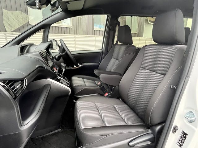 TOYOTA VOXY 2020 Image 31