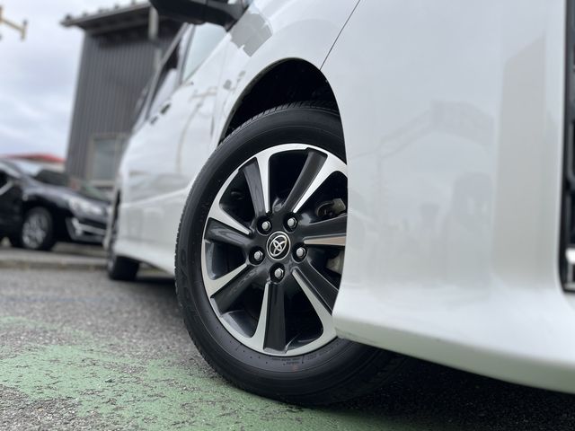 TOYOTA VOXY 2020 Image 31