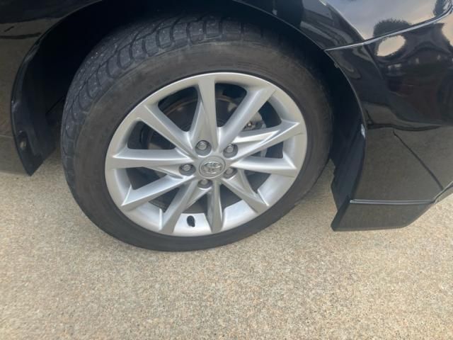 TOYOTA PRIUS ALPHA 2012 Image 31