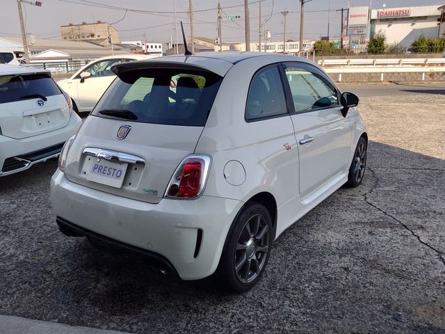 FIAT ABARTH 500 2015 Image 31