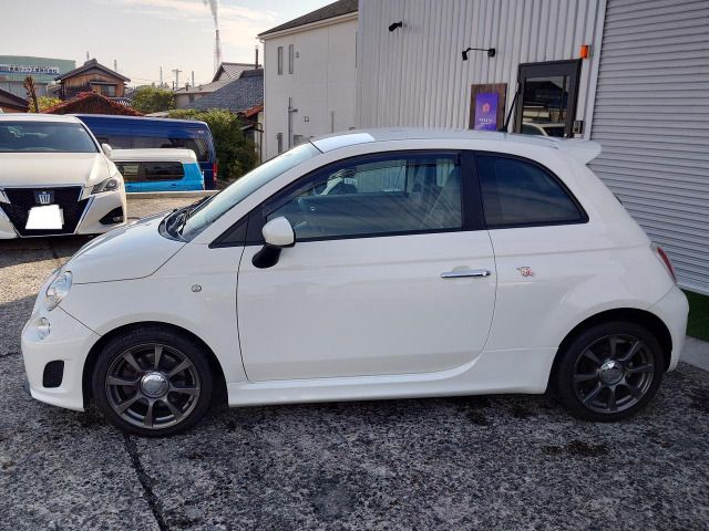 FIAT ABARTH 500 2015 Image 31