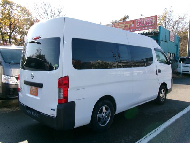 NISSAN NV350 CARAVAN 4WD 2016 Image 31