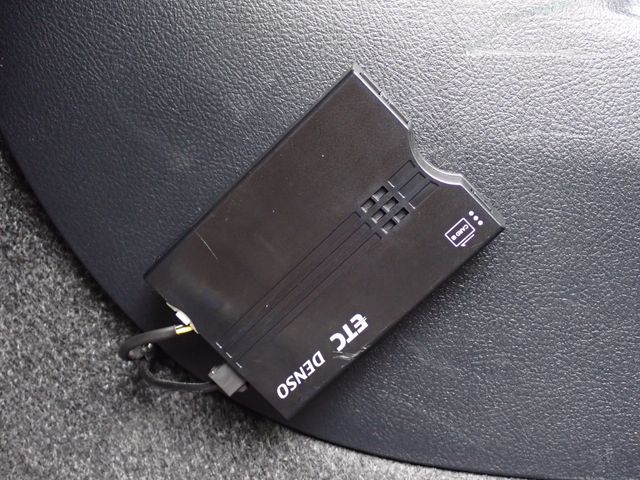 TOYOTA VITZ HYBRID 2018 Image 31