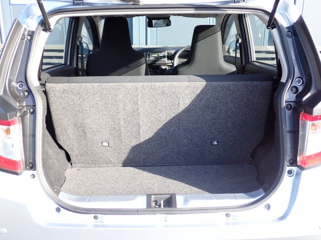 DAIHATSU MIRA E:S 2018 Image 31