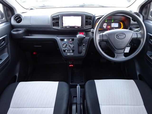 DAIHATSU MIRA E:S 2018 Image 31