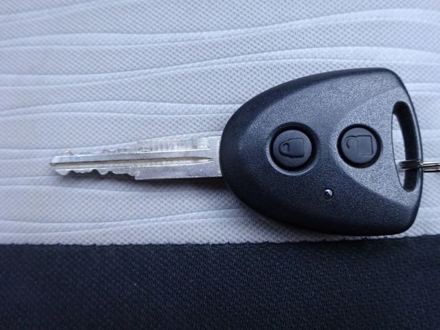 DAIHATSU MIRA E:S 2018 Image 31