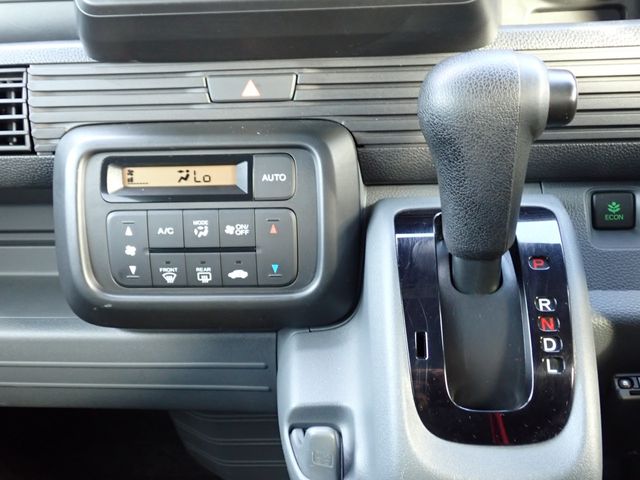 HONDA N-VAN 2019 Image 31