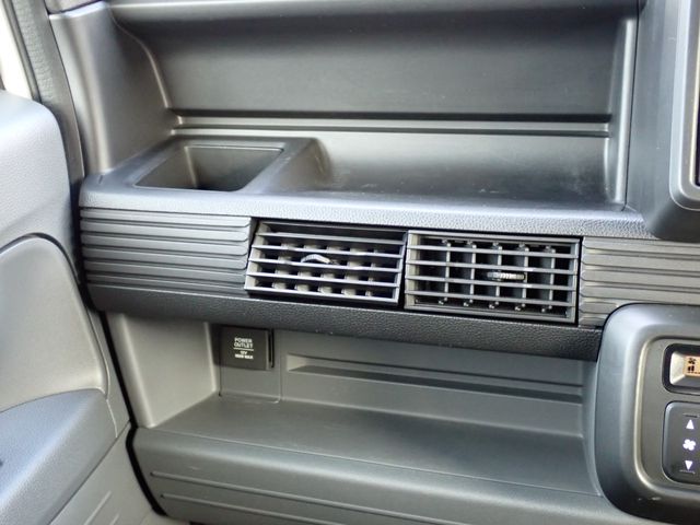 HONDA N-VAN 2019 Image 31