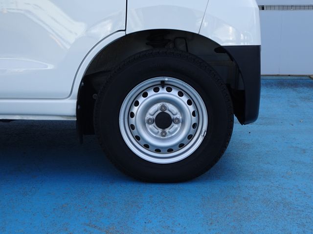 DAIHATSU HIJET CARGO 2020 Image 31