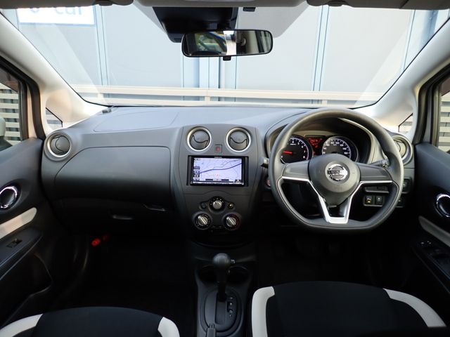 NISSAN NOTE 2018 Image 31