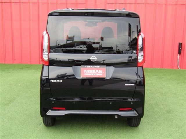 NISSAN ROOX 2024 Image 31