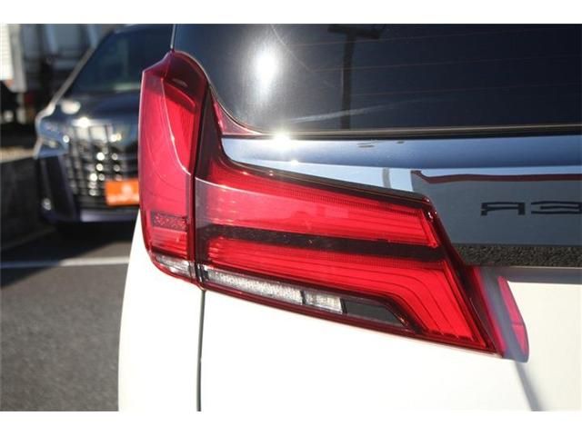 TOYOTA ALPHARD HYBRID 4WD 2021 Image 31