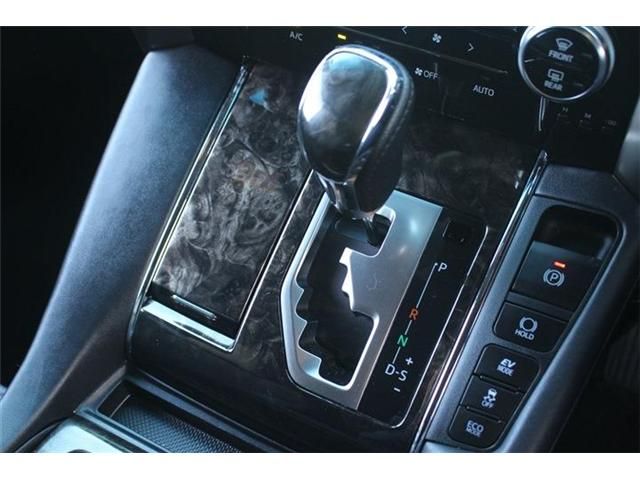 TOYOTA ALPHARD HYBRID 4WD 2021 Image 31