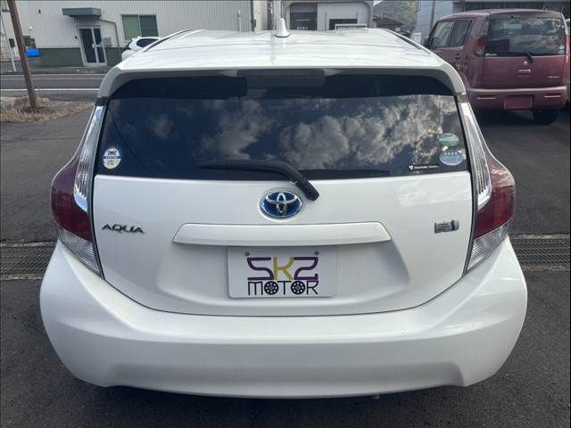 TOYOTA AQUA 2016 Image 31