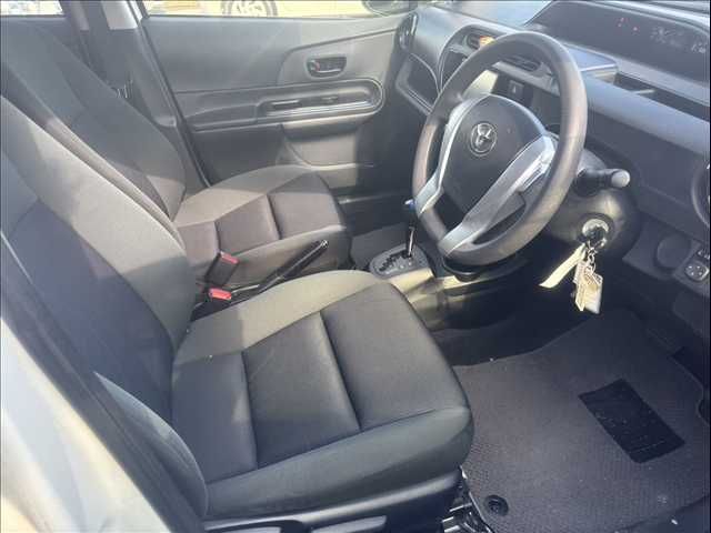 TOYOTA AQUA 2016 Image 31