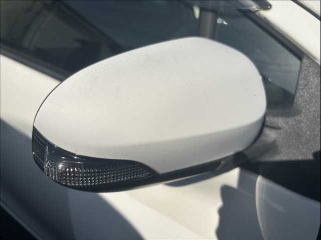 TOYOTA AQUA 2016 Image 31