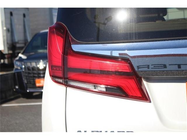 TOYOTA ALPHARD HYBRID 4WD 2021 Image 31