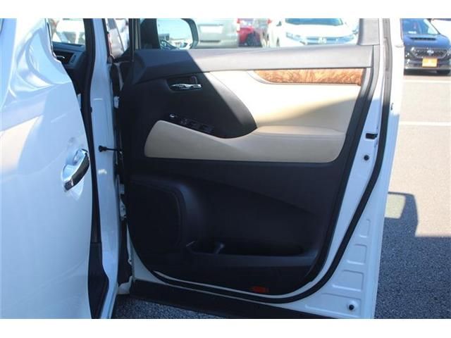 TOYOTA ALPHARD HYBRID 4WD 2021 Image 31