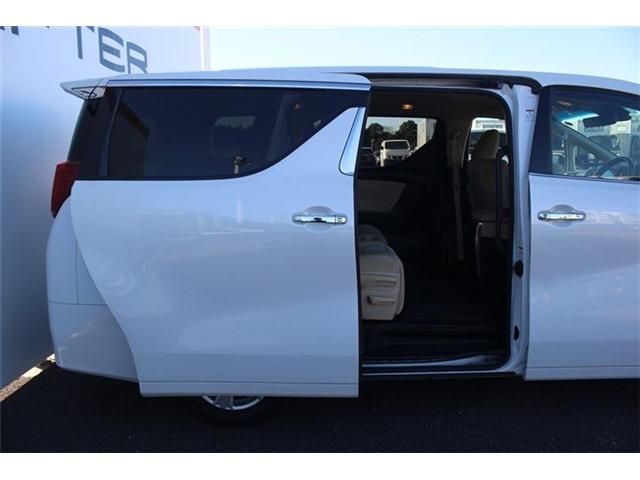 TOYOTA ALPHARD HYBRID 4WD 2021 Image 31