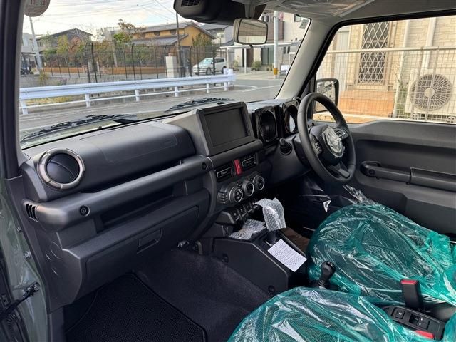 SUZUKI JIMNY NOMADE 2025 Image 31