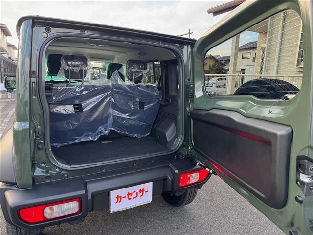 SUZUKI JIMNY NOMADE 2025 Image 31