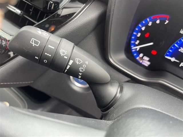 TOYOTA COROLLA TOURING HYBR 2021 Image 31