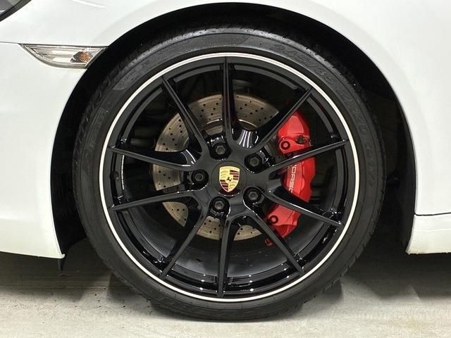 PORSCHE 911 2014 Image 31