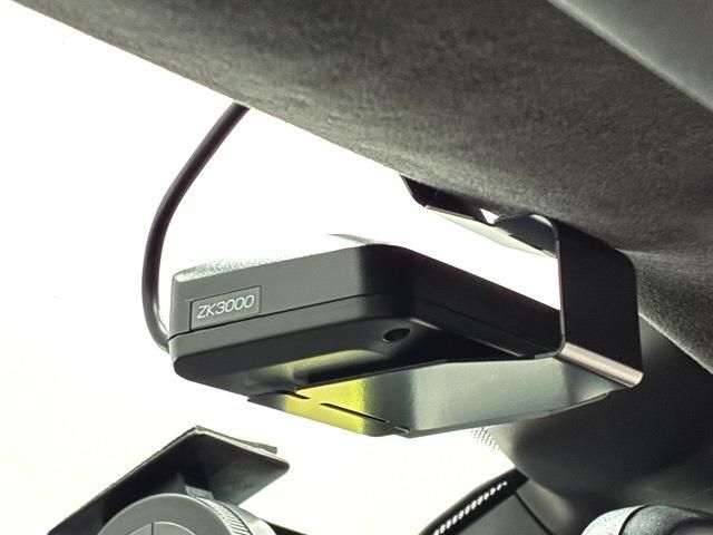 PORSCHE 911 2014 Image 31