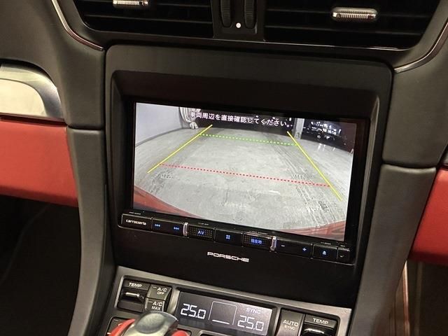 PORSCHE 911 2014 Image 31